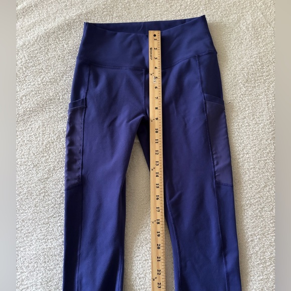 Fabletics Vibrant Purple Women’s Leggings Size Medium - Picture 7 of 10